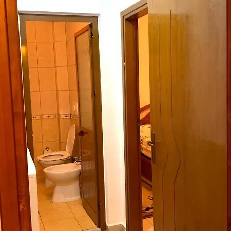 Familiar Apartament In Sarandë